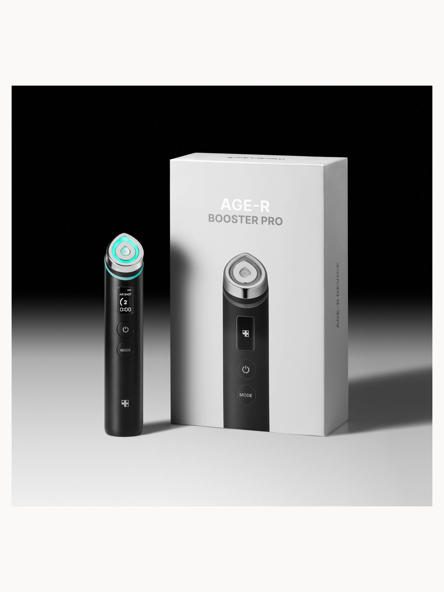 Medicube Age-r LED Booster Pro Black | LOOKFANTASTIC