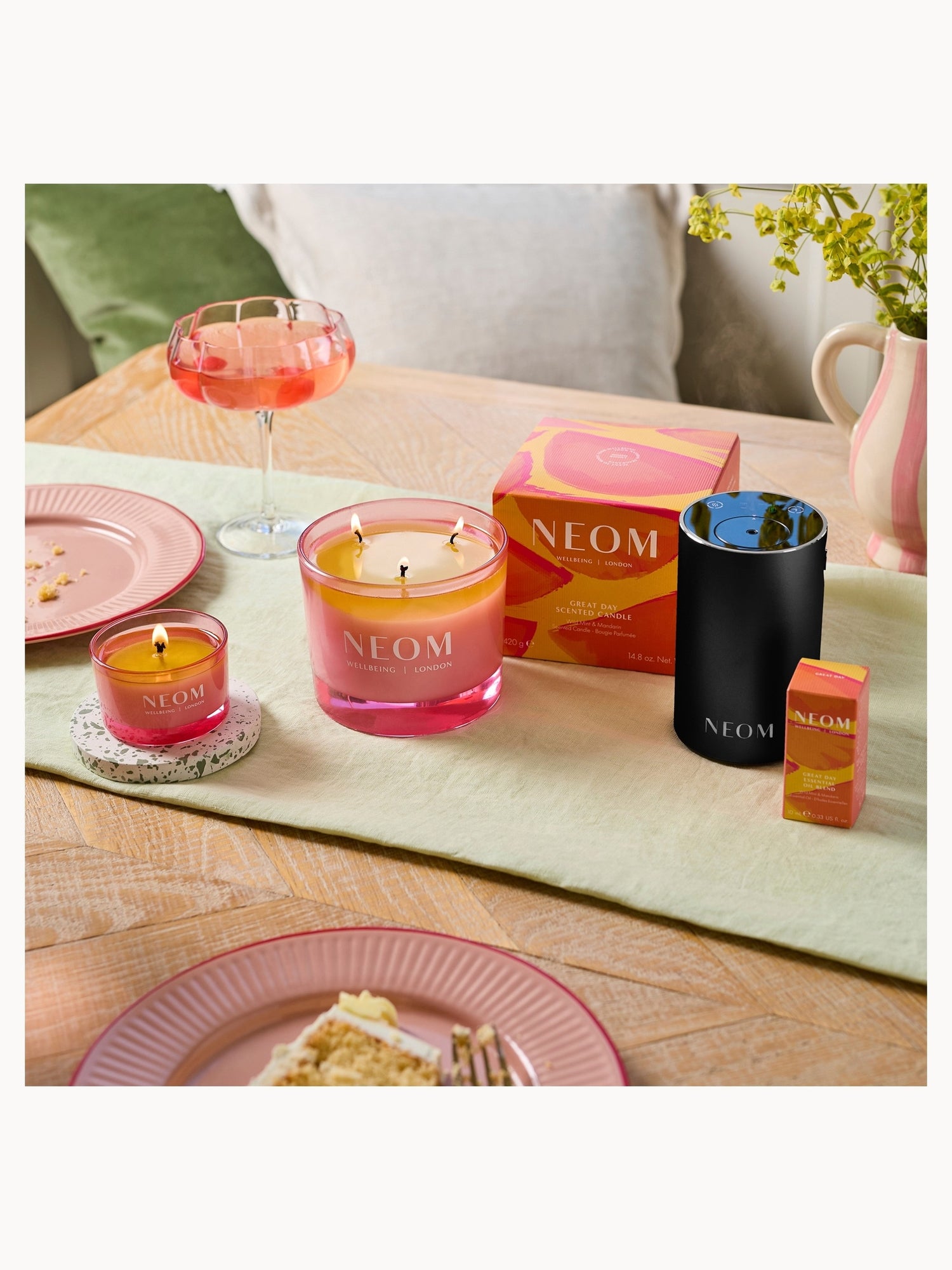 NEOM Wellbeing Great Day 3 Wick Candle 420g | LOOKFANTASTIC