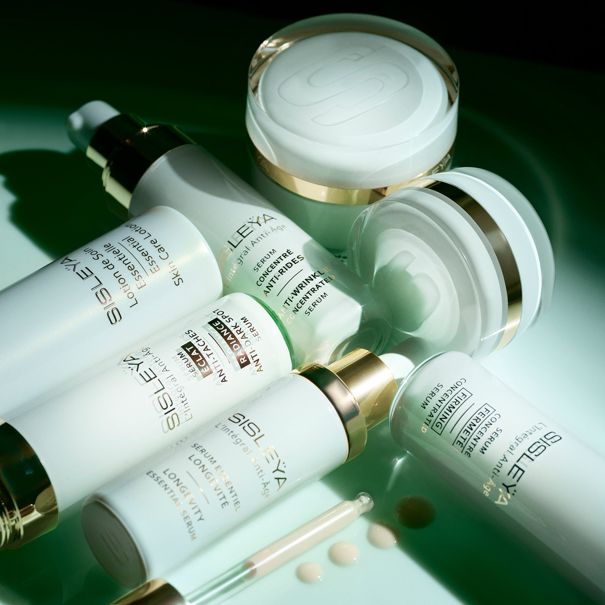 Sisley Paris Sisleÿa L'Integral Anti-Age Longevity Essential Serum