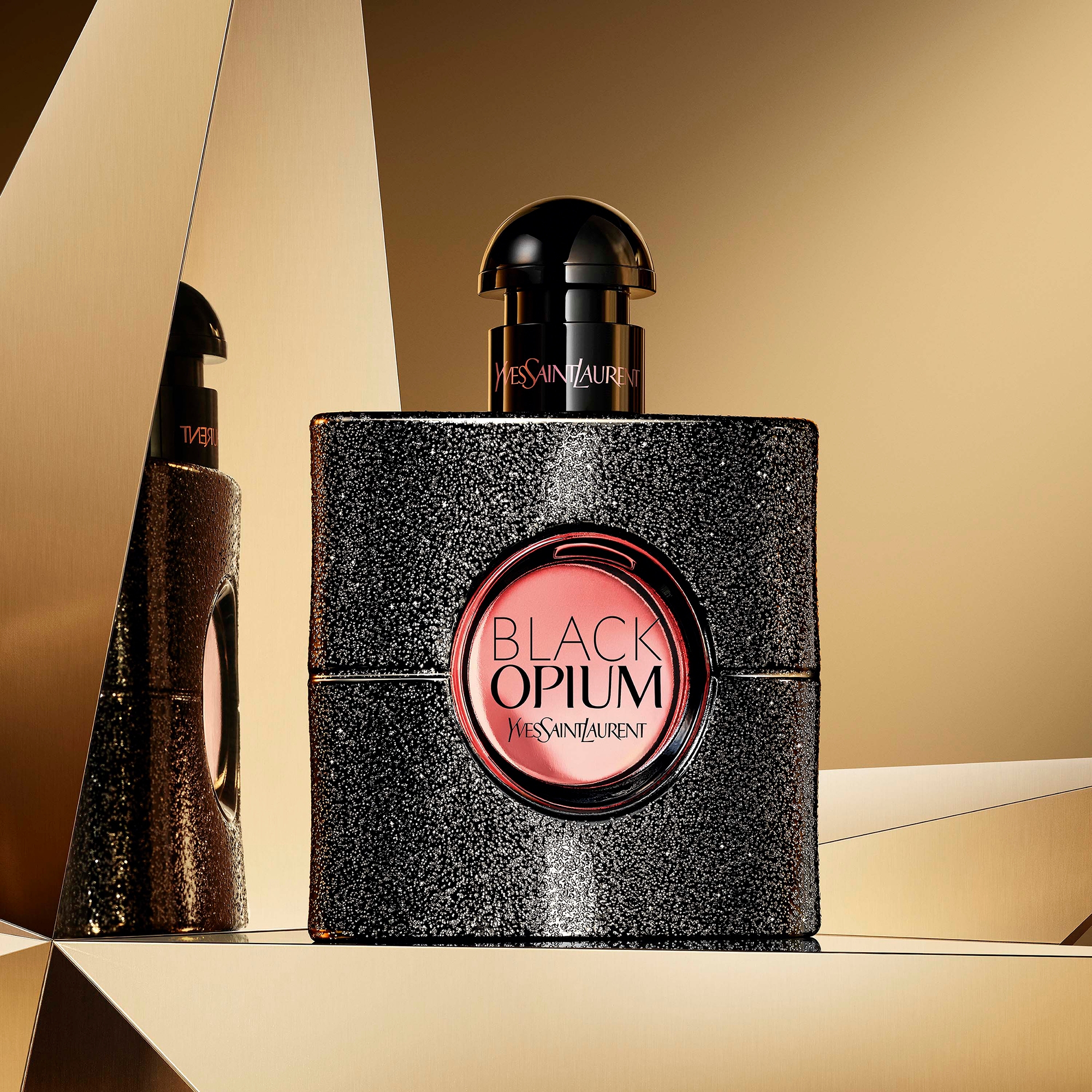 Yves Saint Laurent Black Opium セット Yves Saint Laurent Black Opium Eau de Parfum 50ml Gift Set