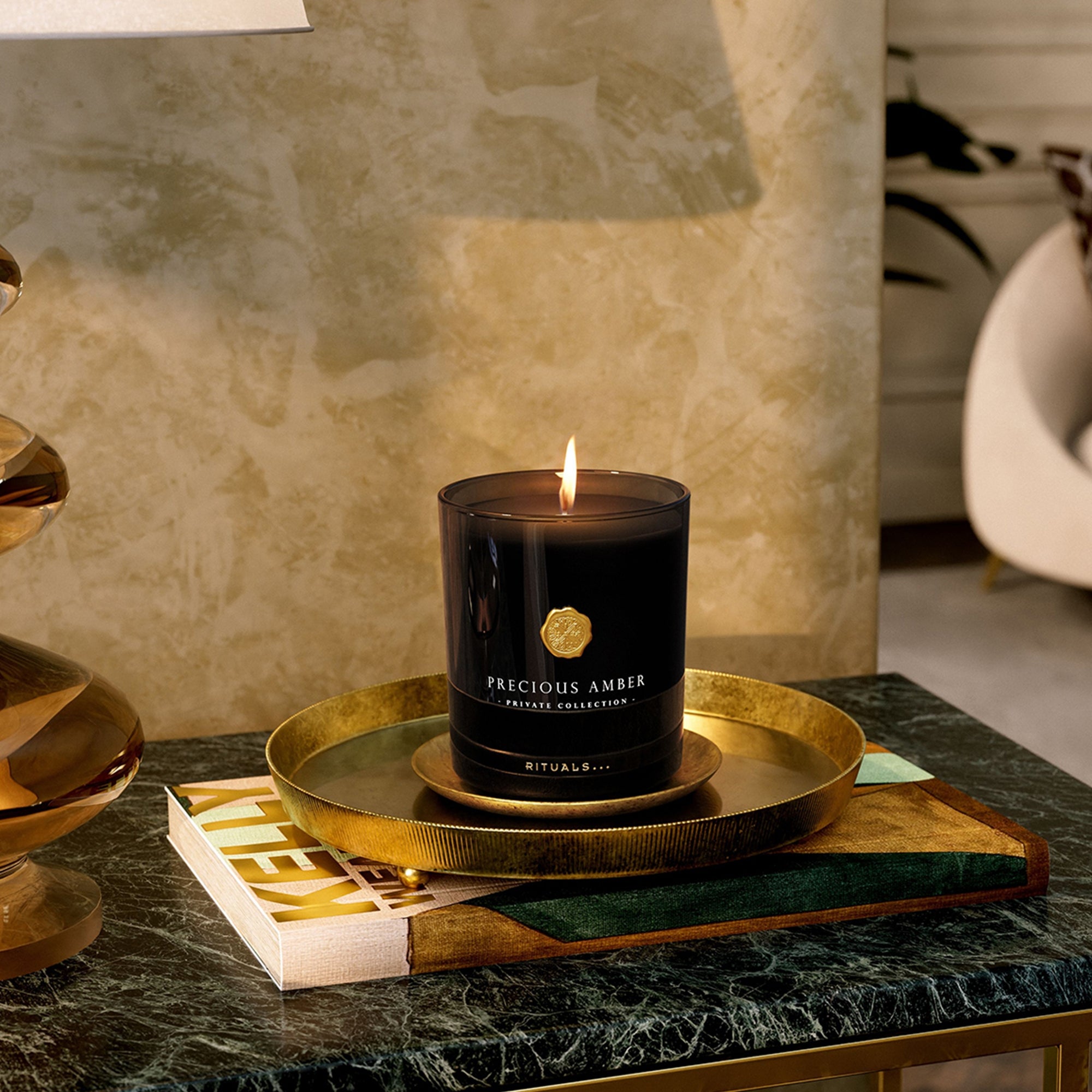 RITUALS...アロマキャンドル　PRECIOUS AMBER Rituals Private Collection Precious Amber Scented Candle 360g