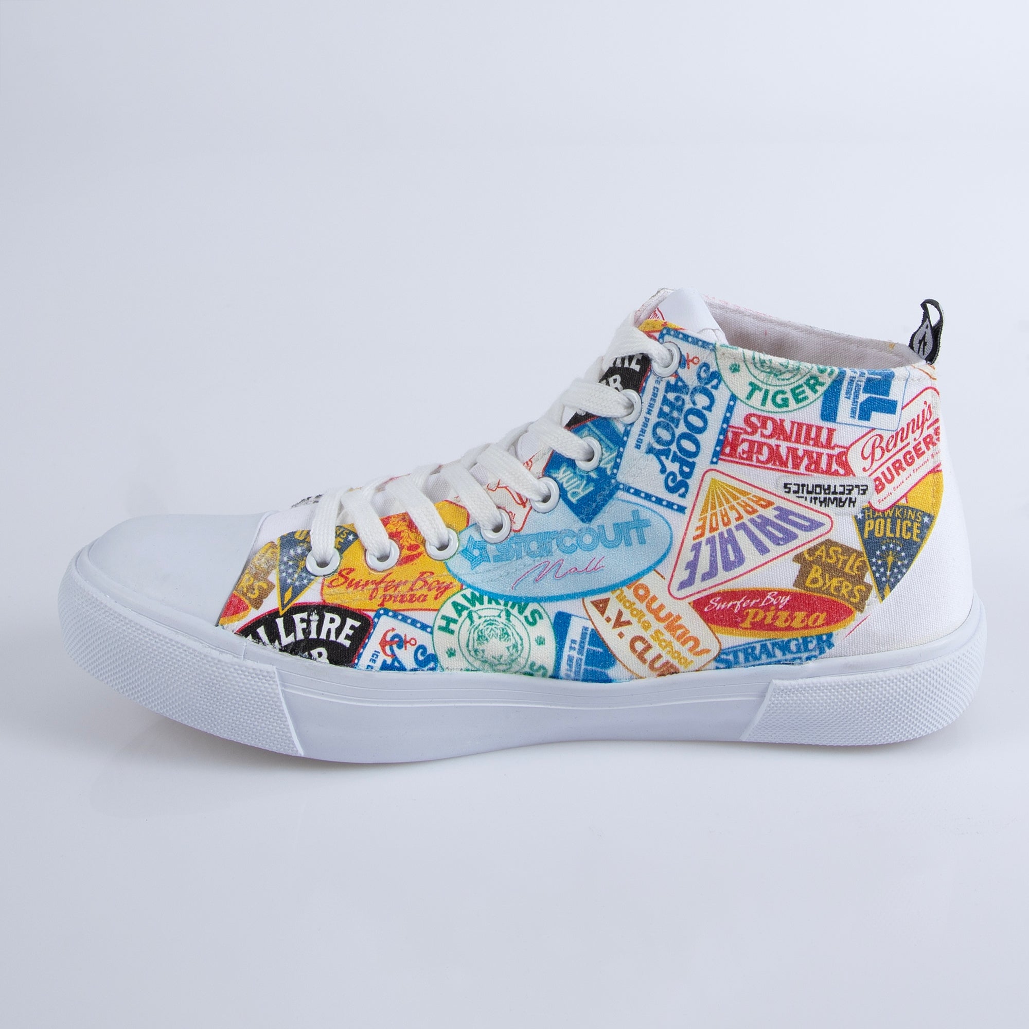 Akedo x Stranger Things Welcome to Hawkins High Top - White - UK 8 