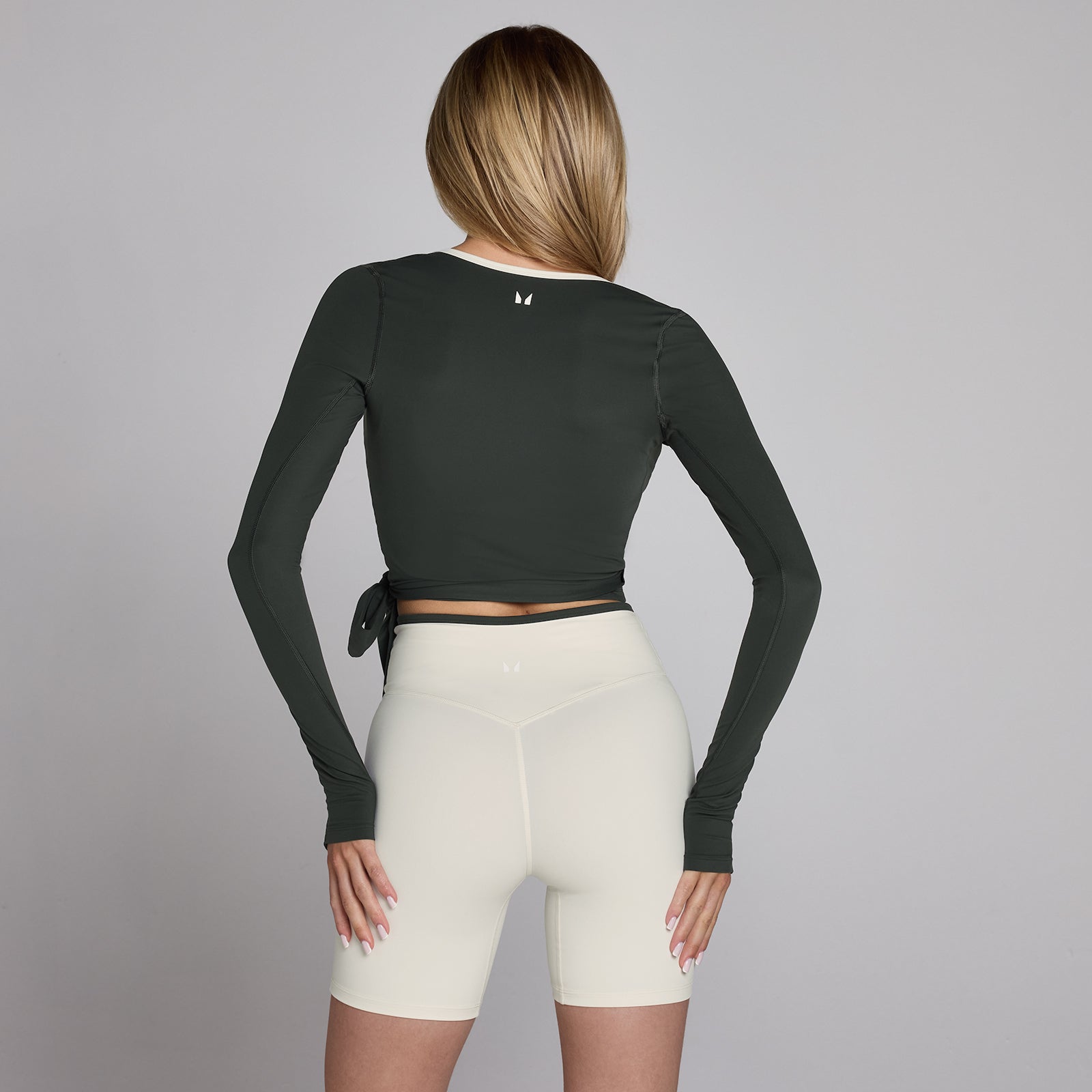 MP Dames Tempo Contrast Wrap Top - Gewassen Zwart | Myprotein NL