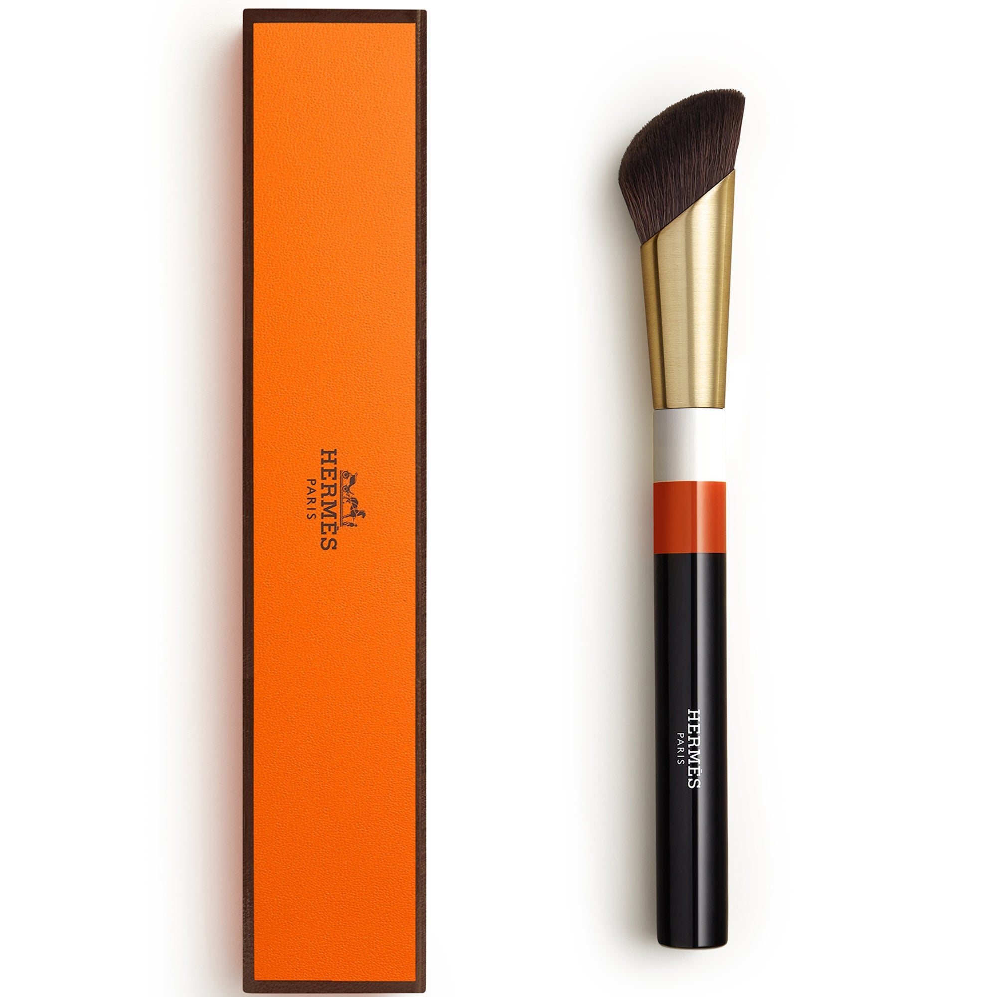 Hermès Les Pinceaux Hermès, Le perfecteur brush | Cult Beauty