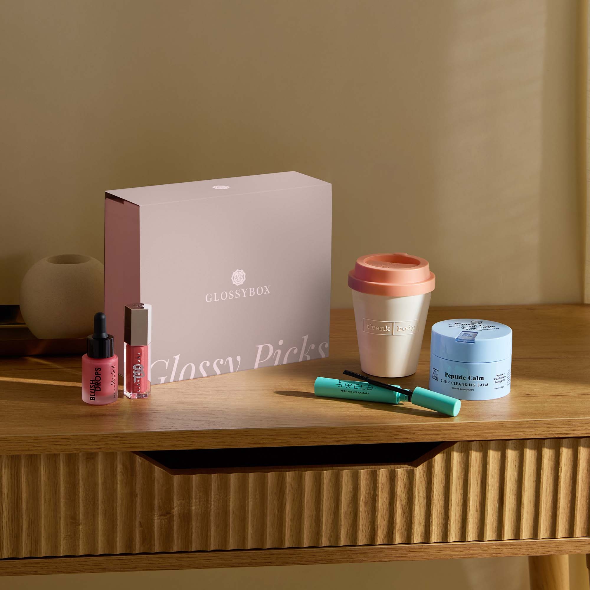GLOSSYBOX: GLOSSYBOX Glossy Picks Limited Edition (Worth £108)