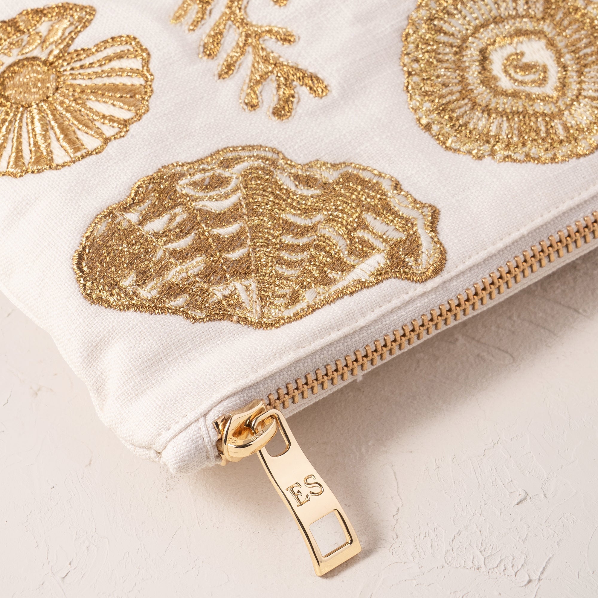 Elizabeth Scarlett Ocean Treasures Cotton Everyday Pouch - Cream 