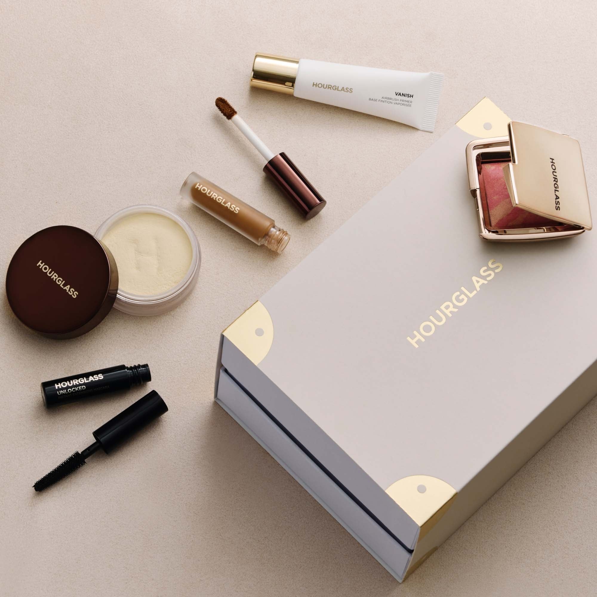 Hourglass Exclusive Limited Edition Essentials Set - Fair/Light