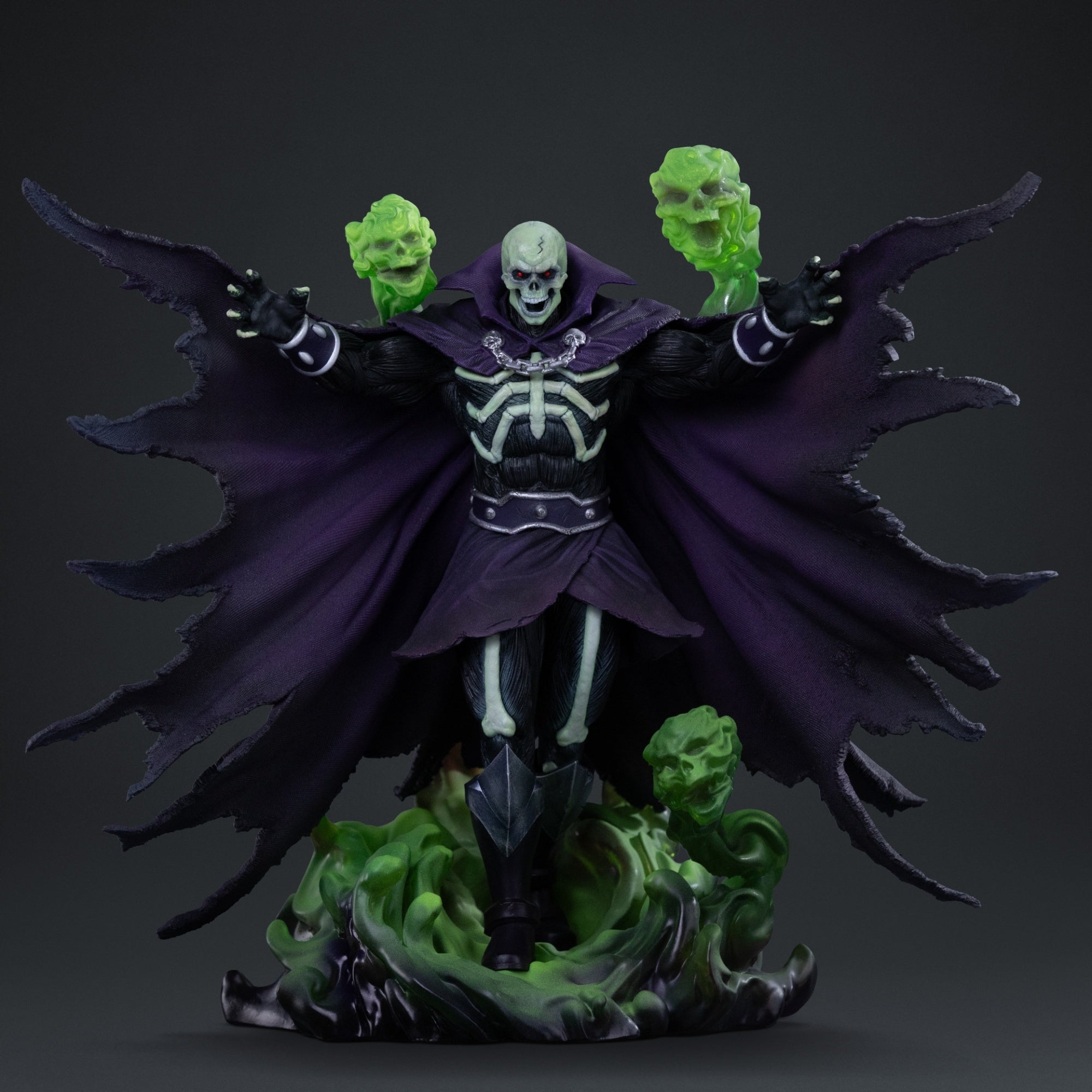 Iron Studios Statues, Figures & Figurines - Zavvi US