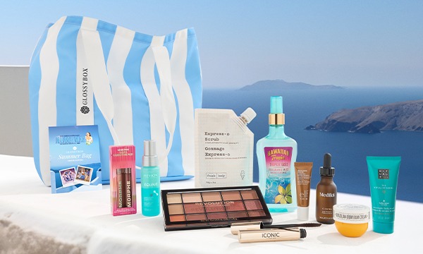 We’ve teamed up with MAMMA MIA! The Smash Hit Musical for the feel-good collab of the season! To celebrate our Summer Bag Limited Edition, you could WIN a star prize and tickets to see MAMMA MIA! The Smash Hit Musical live in London's Novello Theatre. Get ready for sunshine, beauty treats, and feel-good fun!