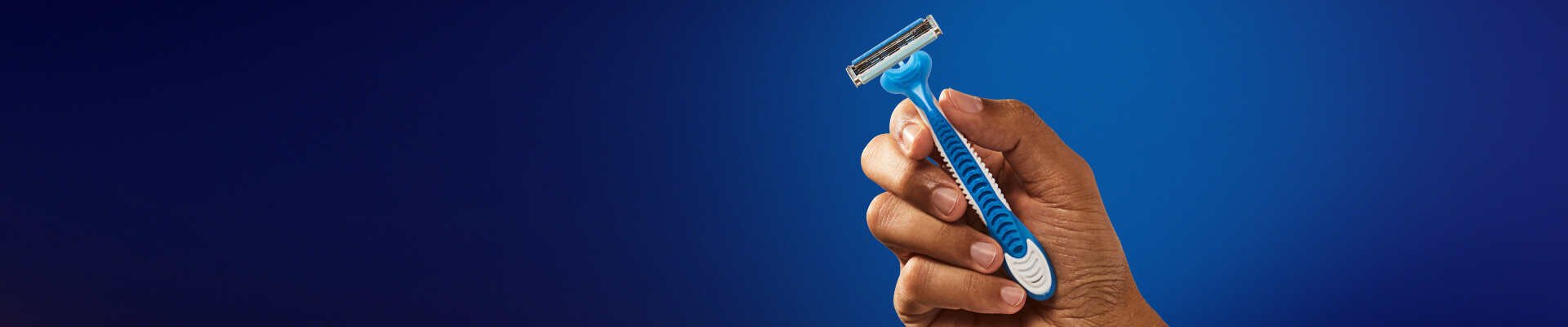 Close up of disposable razor | Gillette UK
