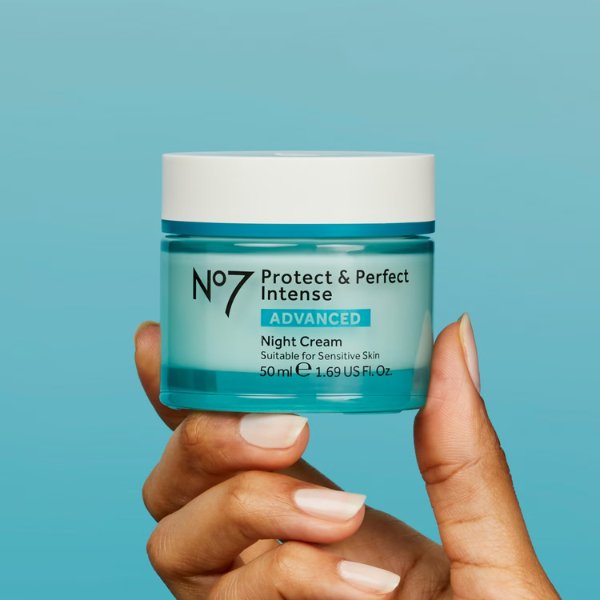 Protect & Perfect Intense Advanced Night Cream