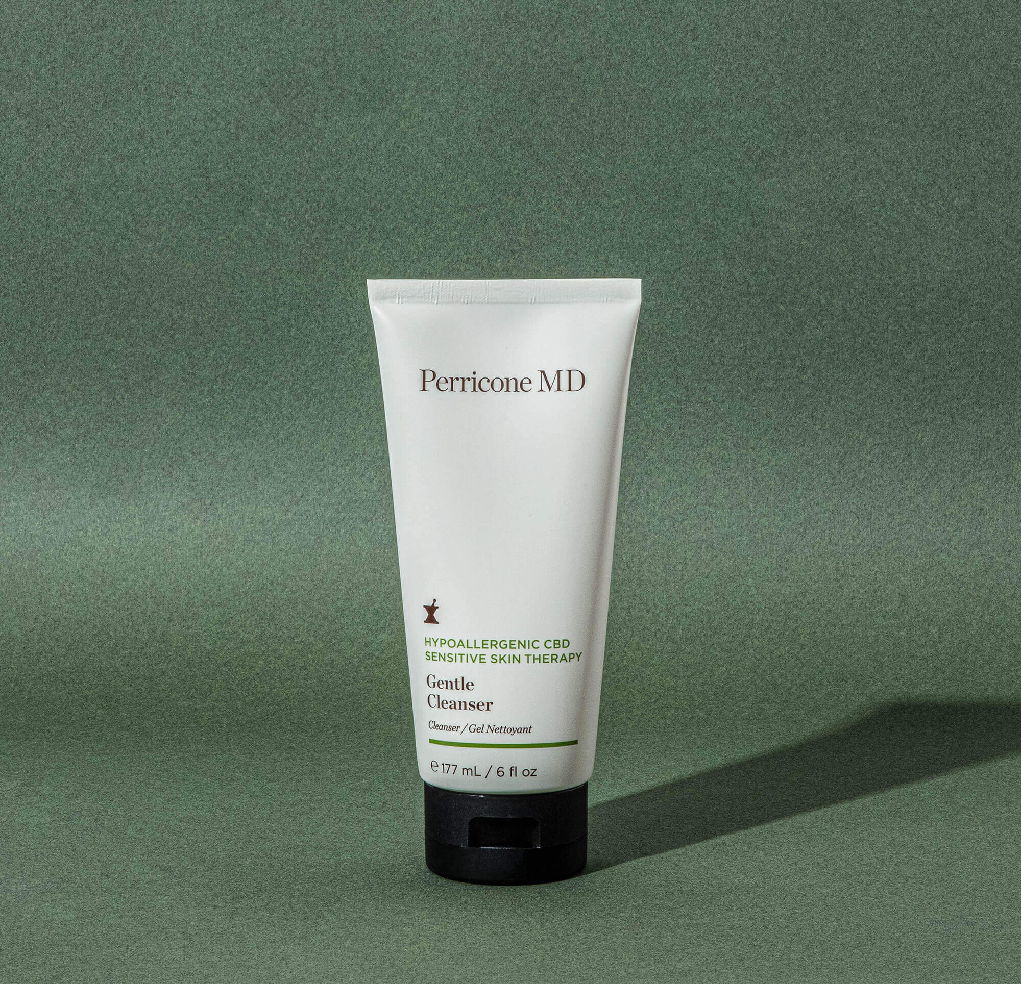 Hypoallergenic CBD Gentle Cleanser per pelle sensibile