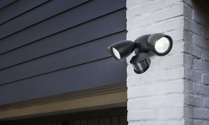 Outdoor security lights