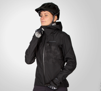 Jacken & Einteiler shoppen