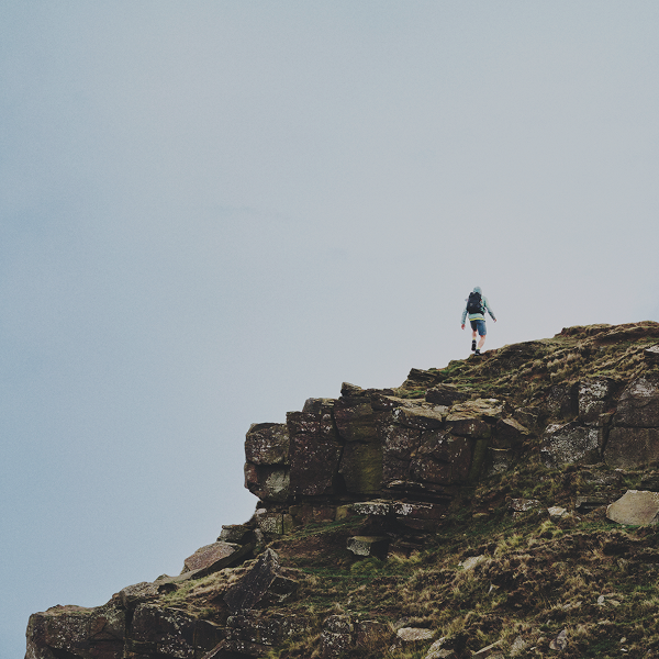 NEU EINGETROFFEN. GEMACHT FÜRS DRAUßENSEIN.