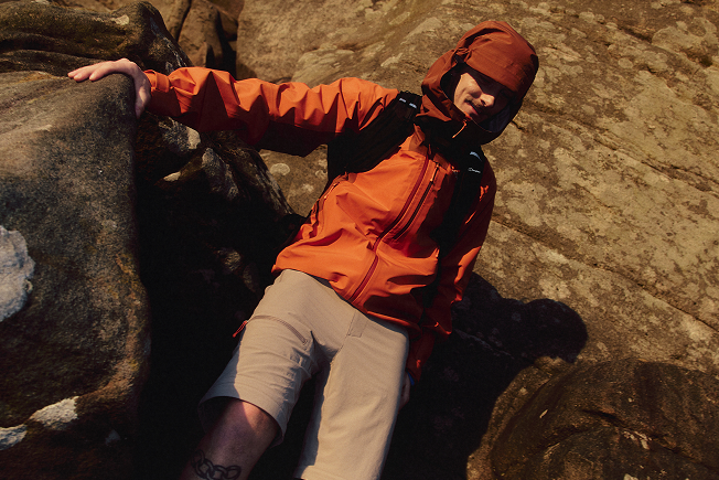 Layer Light, Roam Far