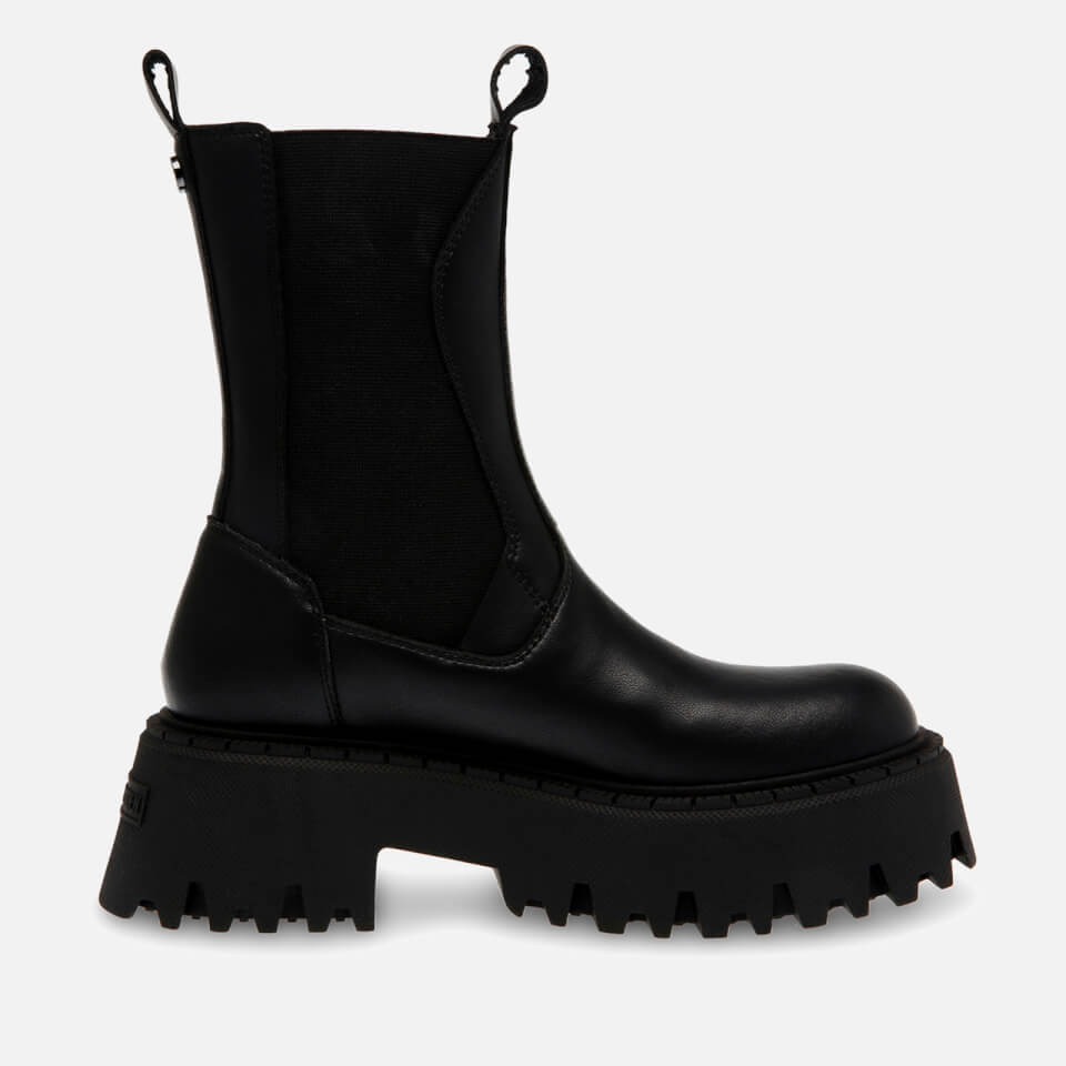 Steve Madden