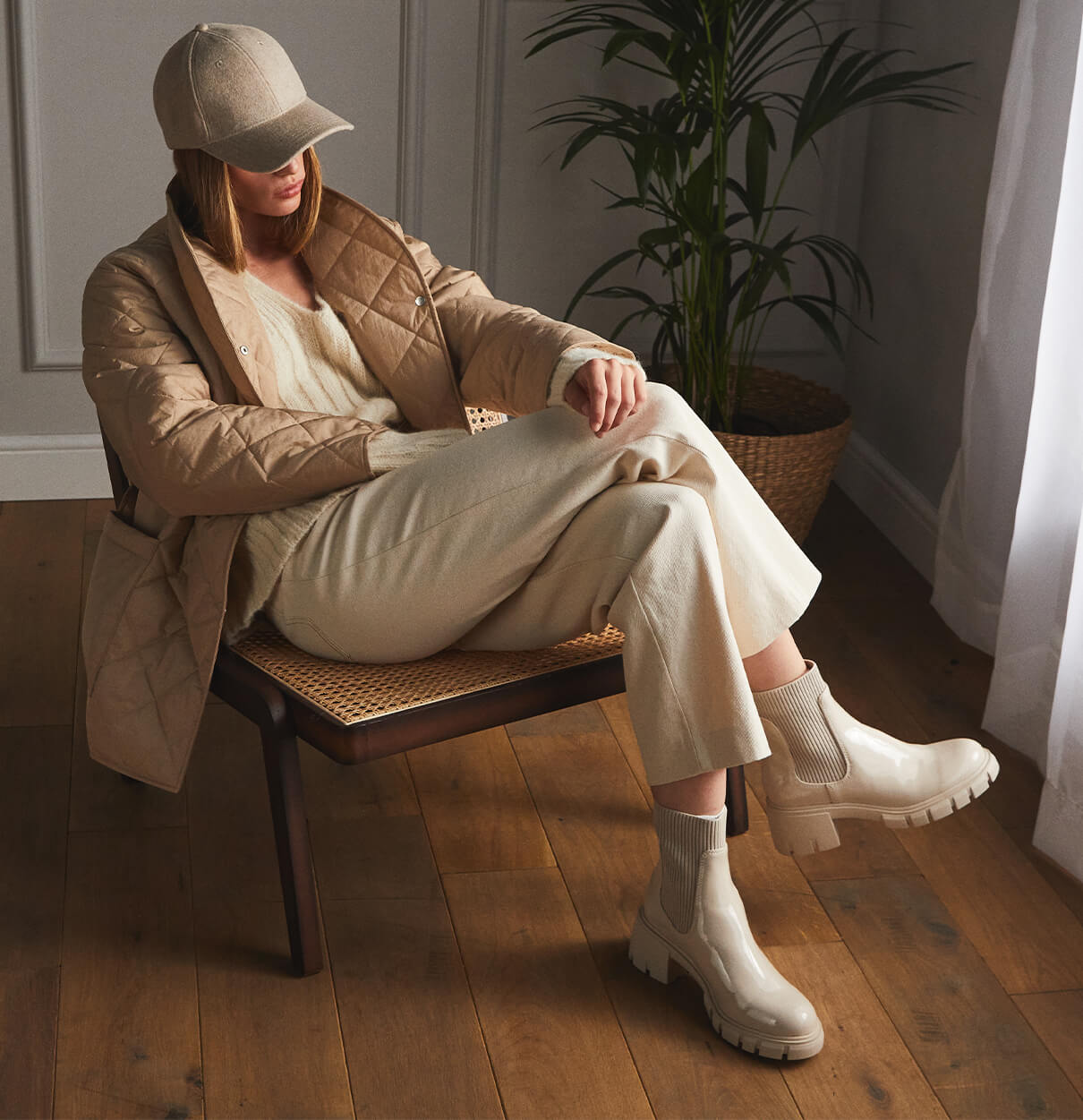 winter boots image