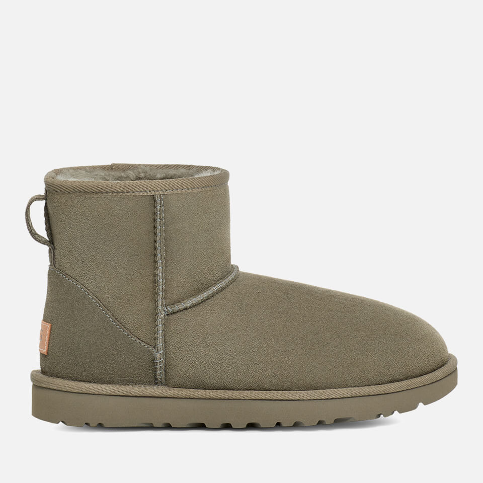 UGG