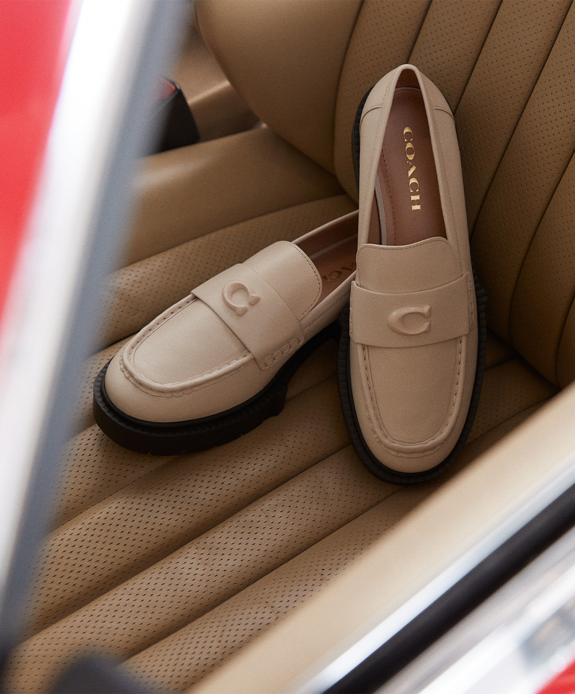 WOMEN'S FOOTWEAR